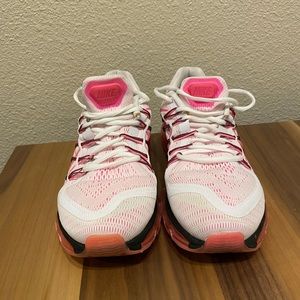 Women’s Nike Air Max Size 11